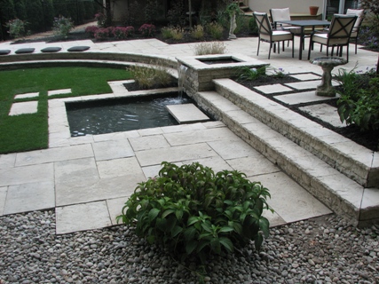 Niagara on the Lake (Back Yard)